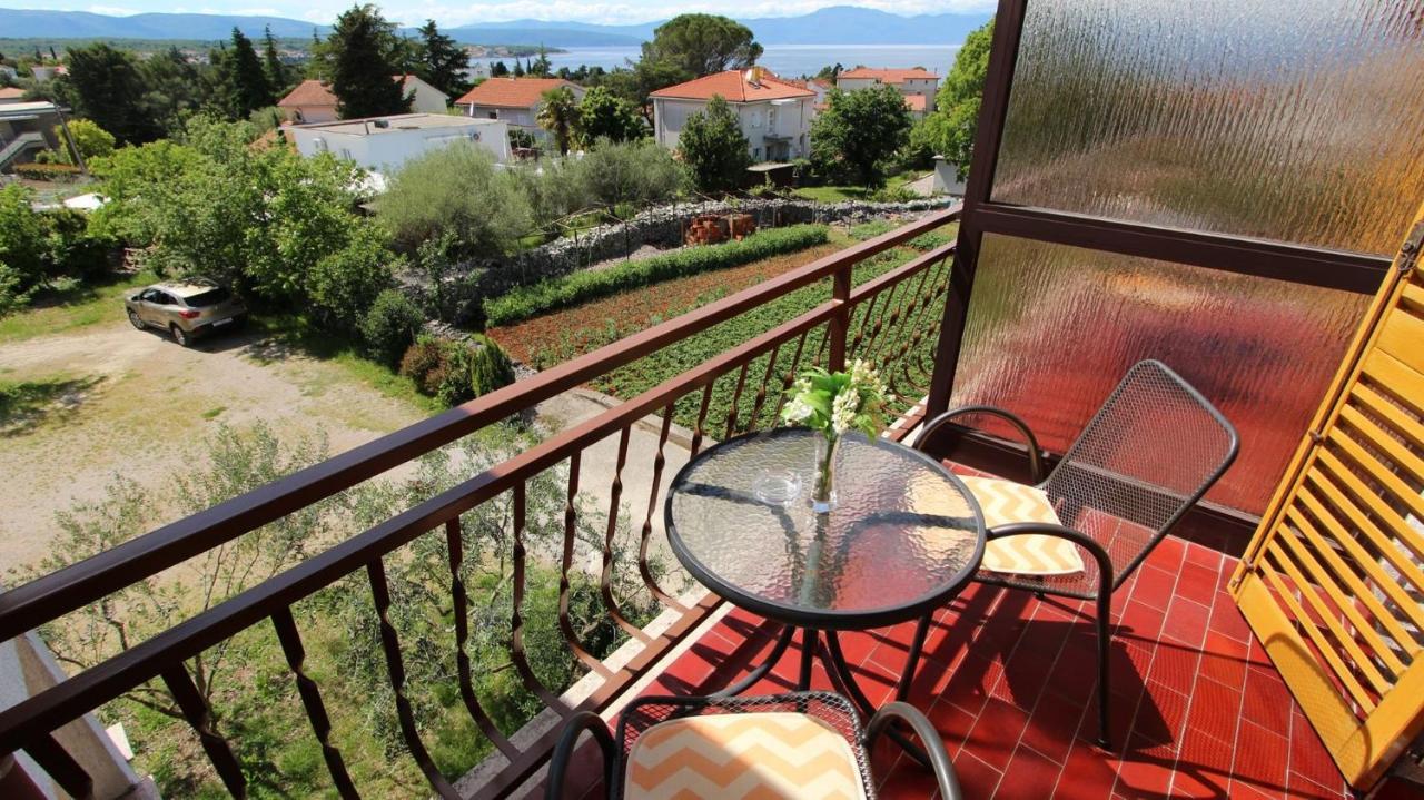 Room Jelka 3 Malinska Exterior foto
